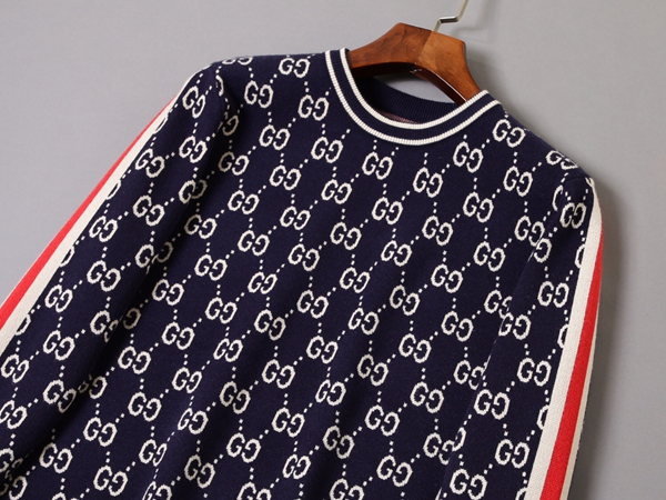 ブランドセーター側面デザイン